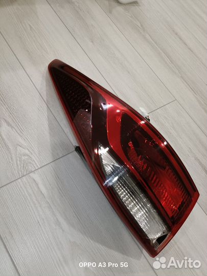 Задняя фонарь левая от kia rio 4 2021