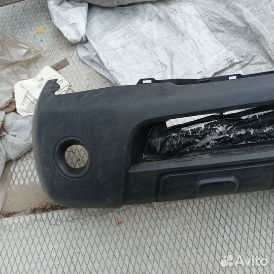 Бампер Nissan Pathfinder 2004-2014 передний