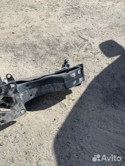 Усилитель бампера передний Bmw X5 E53 3.0D M57