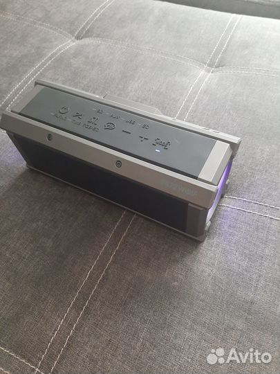 Беспроводная блютуз колонка