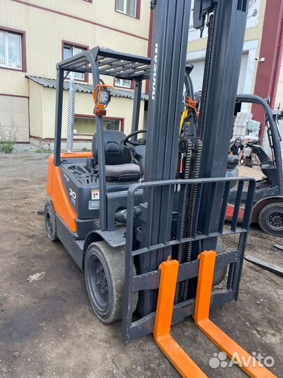 Вилочный погрузчик DOOSAN D30S-5, 2013