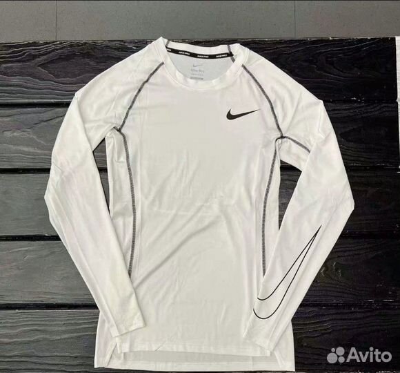 Рашгард Найк