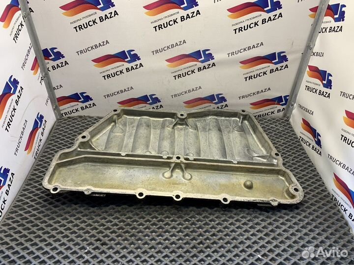 Крышка блока цилиндров Scania 5-series