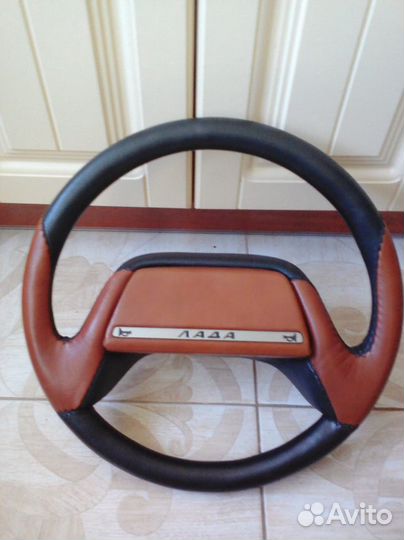 Новый кожоный руль для LADA 2108-2115