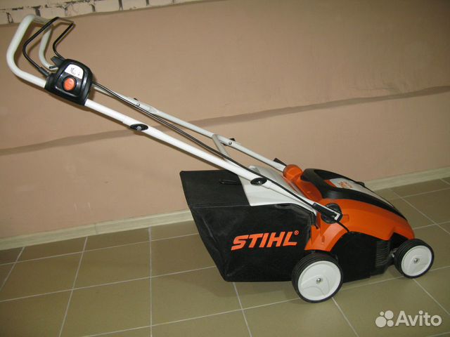 Аэратор скарификатор газонов Stihl RLE 240