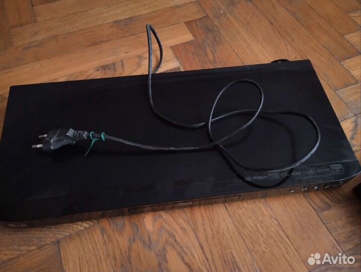 Blu-ray плеер LG BD550