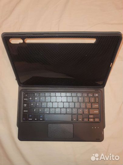 Samsung galaxy tab s7, чехол-Клава в сост. нов