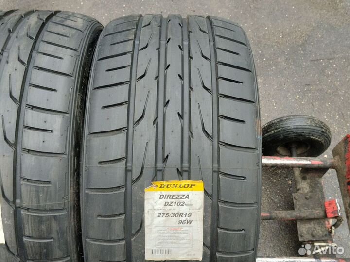 Dunlop Direzza DZ102 275/30 R19 96W