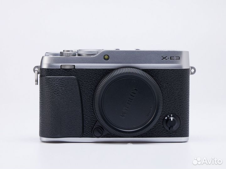 Fujifilm X-T4 body