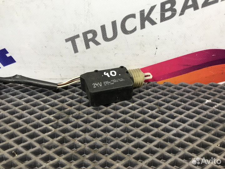 81626800121 Активатор замка двери Man TGX