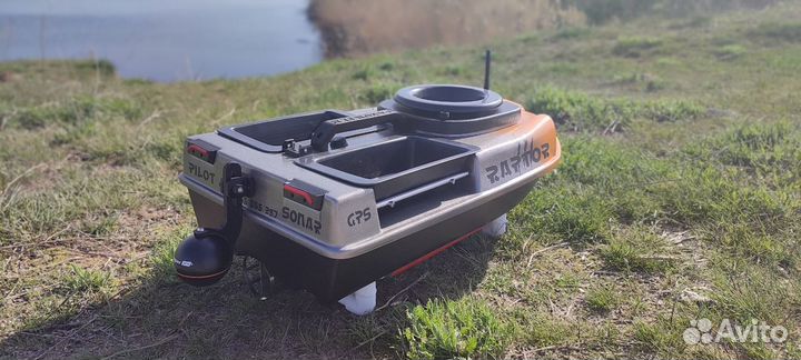 Прикормочный кораблик GPS, усилитель, камера, разб