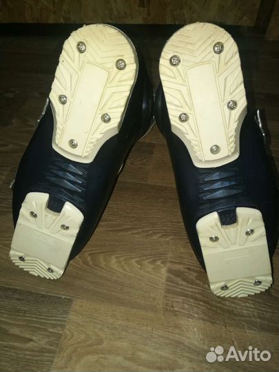 Горнолыжные ботинки