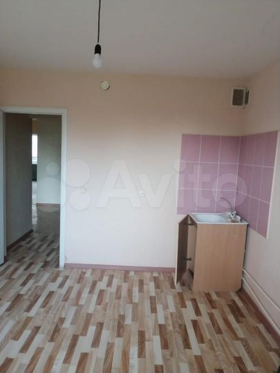 2-к. квартира, 76,3 м², 2/6 эт.