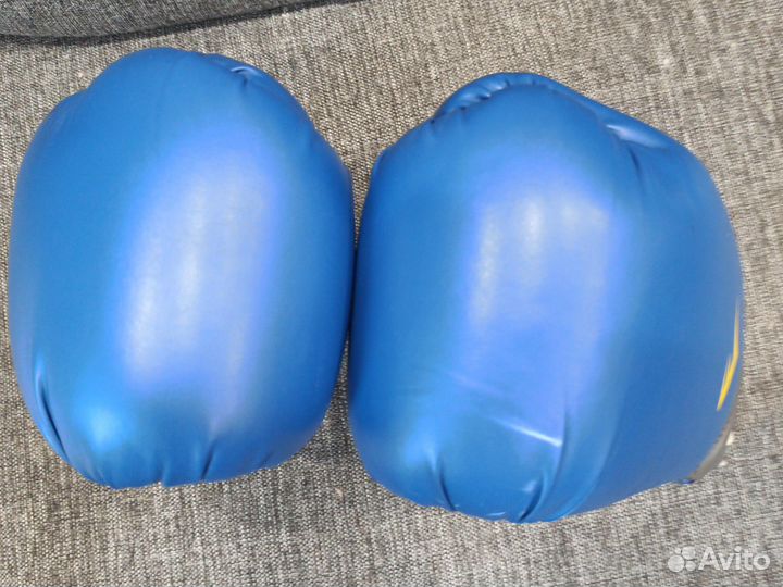 Боксерские перчатки 14 oz