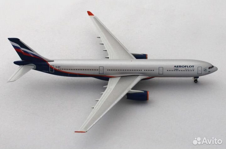 Модель самолета 1/500 Airbus A330-300 Аэрофлот