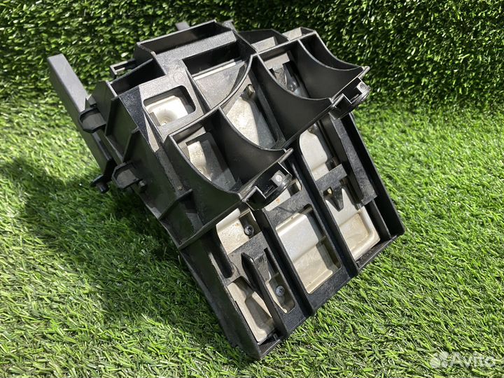 Блок управления бортовой сети Audi A4 (B8)