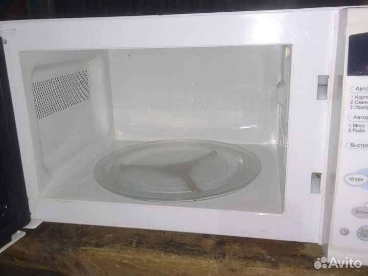 Микроволновая печь LG