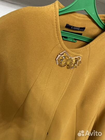 Пальто женское демисезонное 48