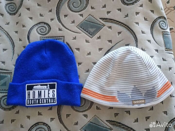 Весенние вязанные шапки