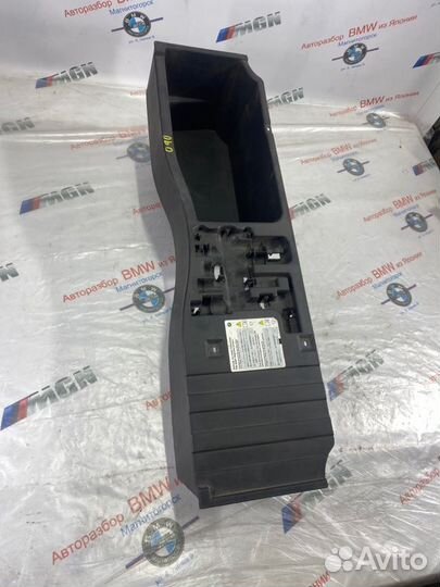 Крышка Bmw X5 E70 N62B48 2007