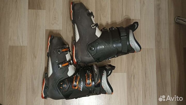 Горнолыжные ботинки dalbello