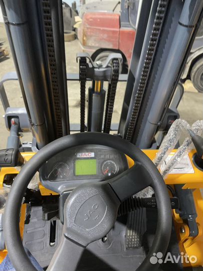 Вилочный погрузчик JAC CPCD25H, 2023