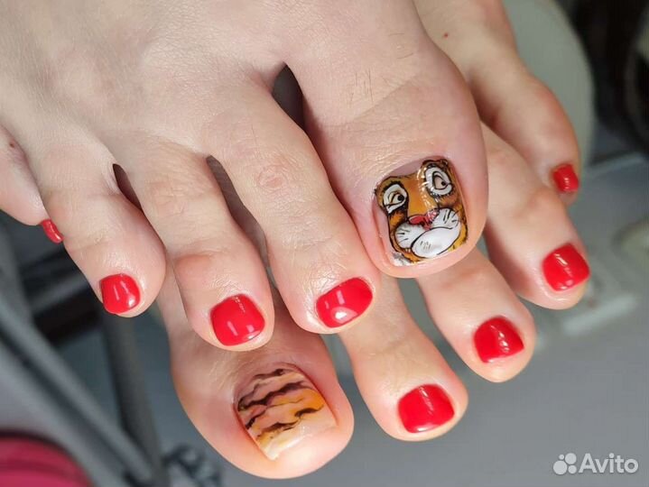 Маникюр. Педикюр. Наращивание ногтей