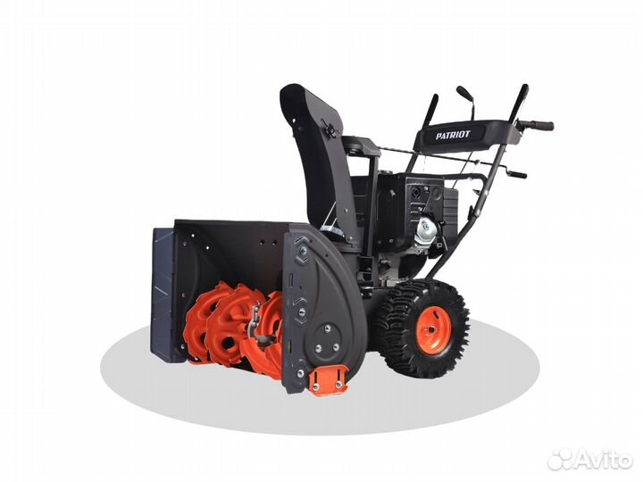 Снегоочиститель на гусеницах (снегоуборщик)