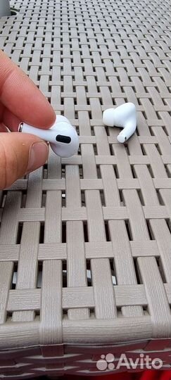 Airpods pro лучшая копия