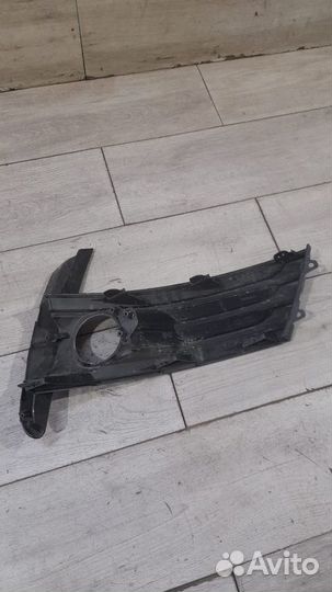 Накладка птф левая Toyota Corolla E 180 С 2015 По