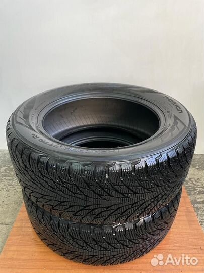 Nokian Tyres Hakkapeliitta R2 SUV 235/55 R17 103R