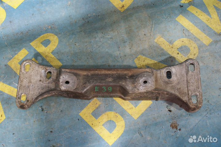 Траверса BMW E39 1