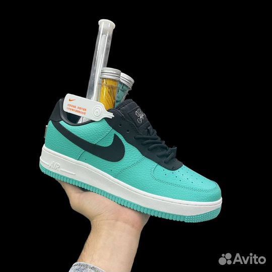 Кроссовки Nike Air Force 1 Low x Tiffany & Co