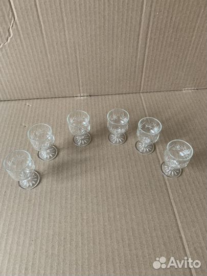 Рюмки маленькие на ножке СССР