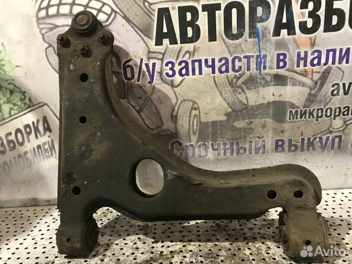 Рычаг передний левый Opel Astra H