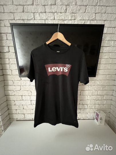 Футболка levis (M) оригинал