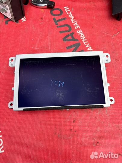 Дисплей монитор Audi A4 B8