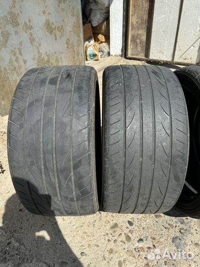 Yokohama Advan Fleva V701 275/35 R19