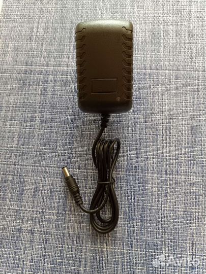 Блок питания 9В 2А