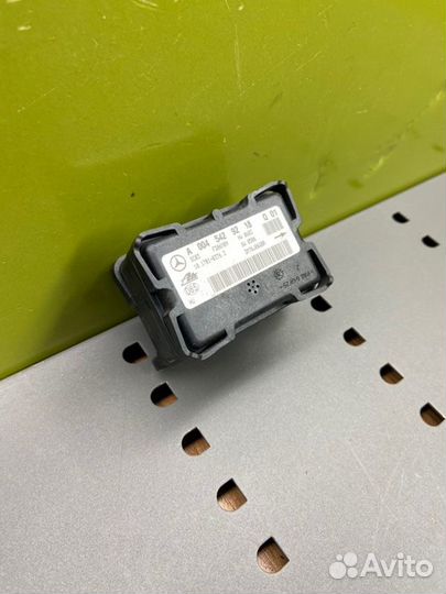 Датчик ускорения Mercedes-Benz C-Class W203