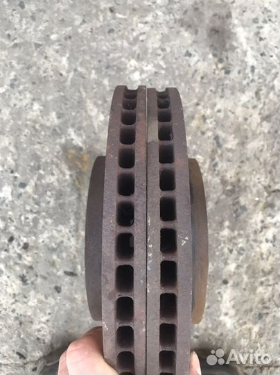 Диск тормозной передний Hyundai XG 3.0