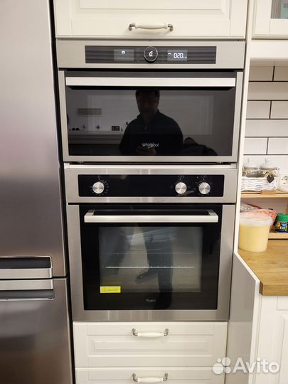 Газовый духовой шкаф Whirlpool AKP 807 IX