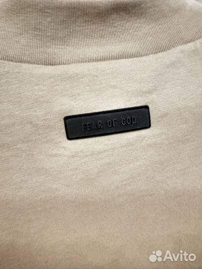 Футболка essentials fear of god