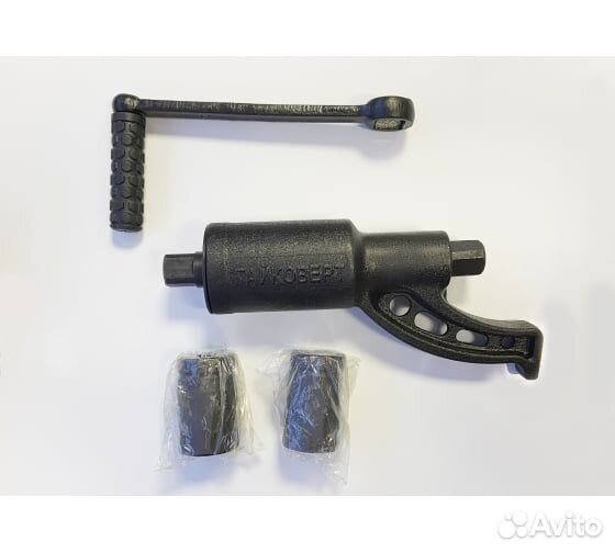 Гайковерт ручной(мясорубка) в кейсе с головками