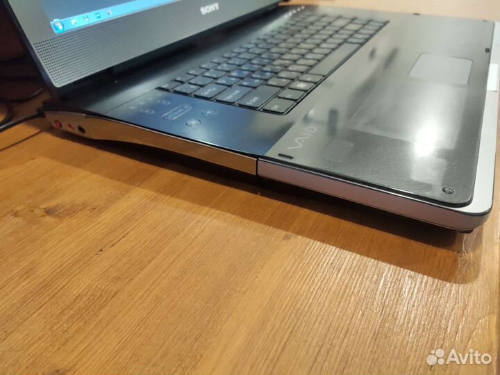 Sony vaio ar11mr - 17