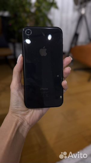 iPhone Xr, 64 ГБ