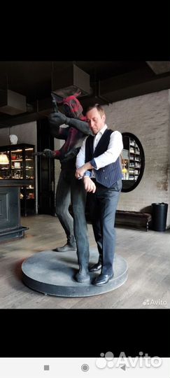 Гардеробщик в ресторан