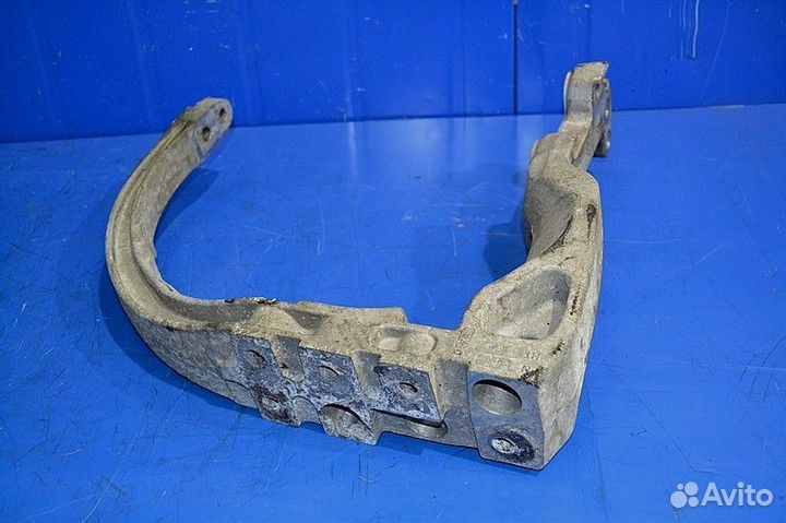 Кронштейн глушителя volvo FH (01.12)