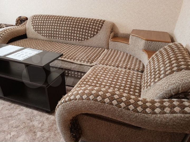 2-к. квартира, 65 м², 1/5 эт.