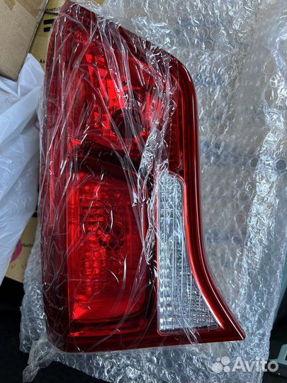 Внутренний задний фонарь kia rio 3